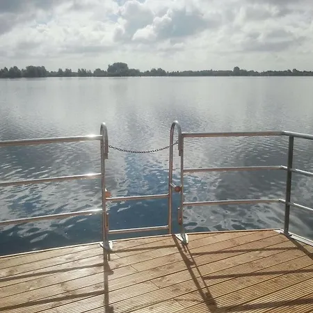 Houseboat Seehaus Apartmán