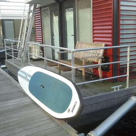 Houseboat Seehaus *